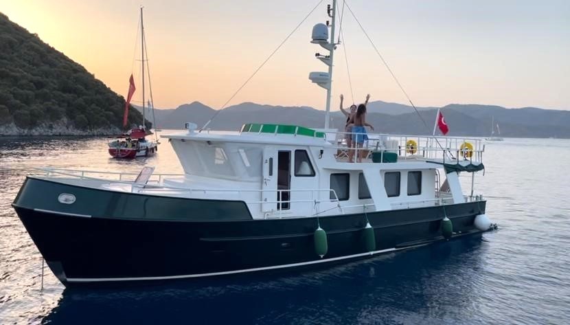 2010 CUSTOM STEEL TRAWLER 16M