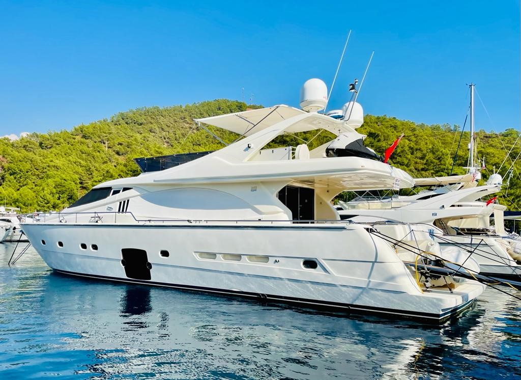 ferretti yachts 731