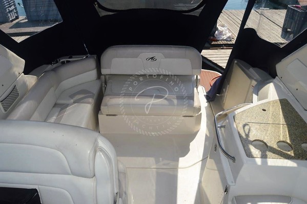 2011 MONTEREY 295 SCR