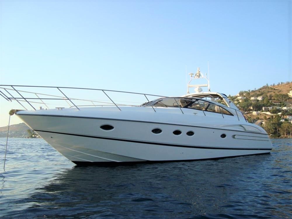 2005 PRINCESS V50