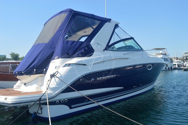 2011 MONTEREY 295 SCR