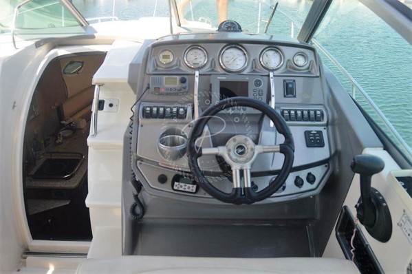 2011 MONTEREY 295 SCR