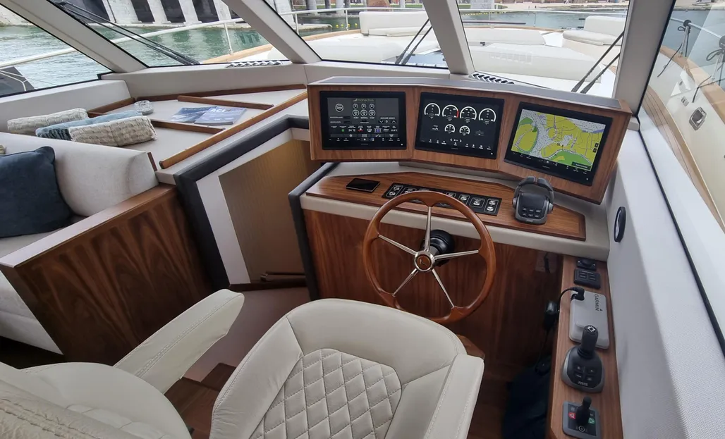 2022 MONACHUS 70 FLY