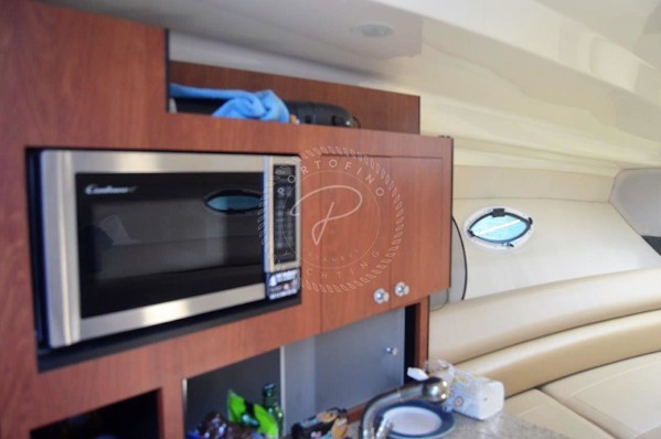 2011 MONTEREY 295 SCR
