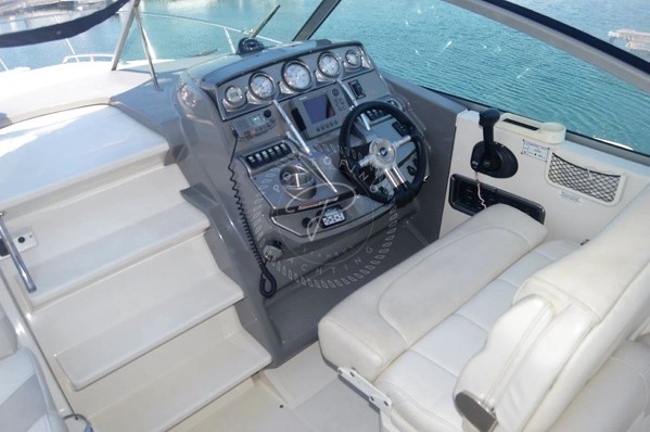 2011 MONTEREY 295 SCR
