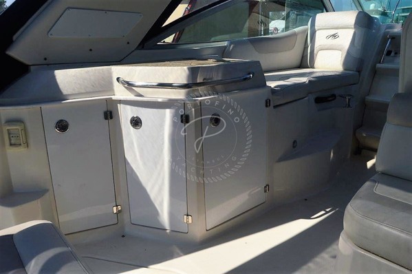 2011 MONTEREY 295 SCR